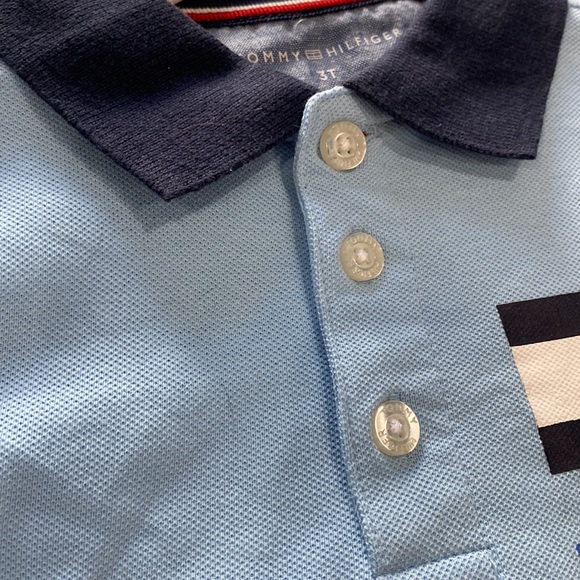 Tommy Hilfiger 2 piece set NWT!, size 3T, khaki shorts and polo shirt - Picture 13 of 14